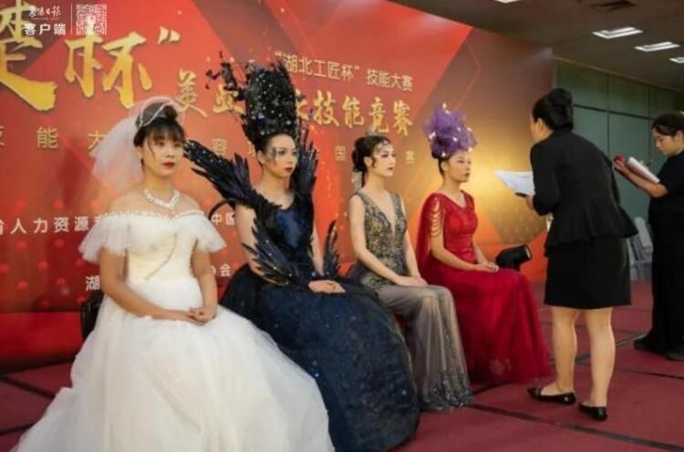 在这项全省赛事上，襄阳喜获1金1银8铜
